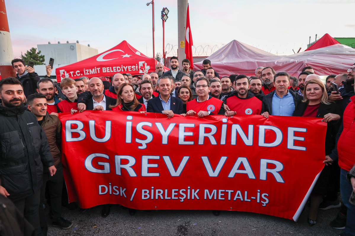 CHP Genel Başkanı Özgür Özel Metal İş Sendikasına Destek Ziyareti Gerçekleştirdi