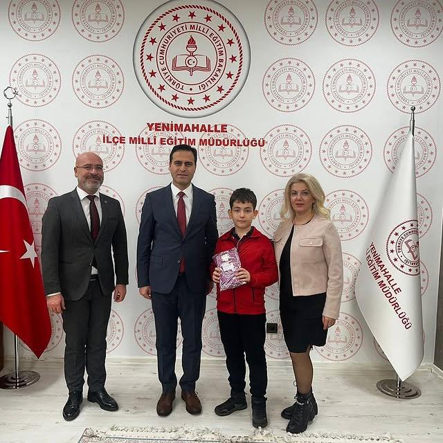 Yenimahalle İlçe Millî Eğitim Müdürü, Ege Çınar Çağlar'ı Başarıları İçin Tebrik Etti