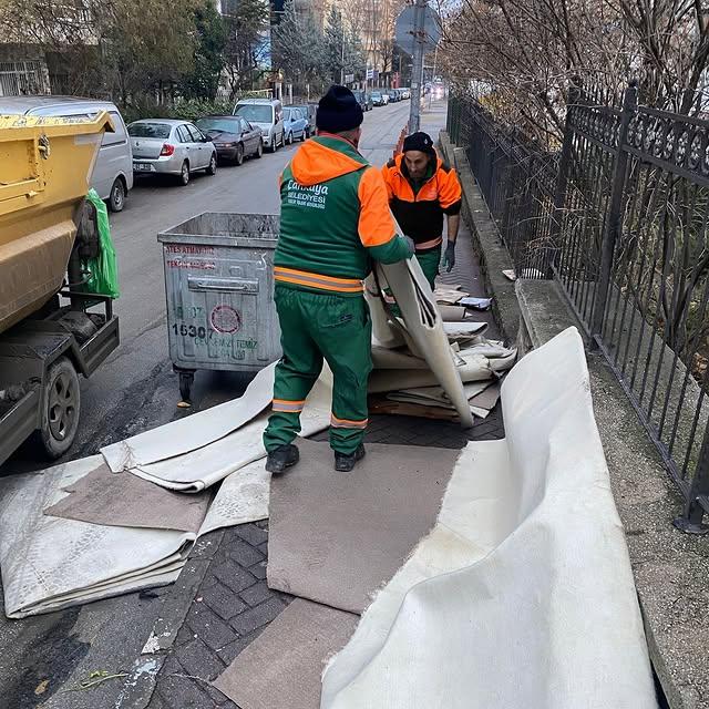 Çankaya Belediyesi Açık Alanları Temizliyor