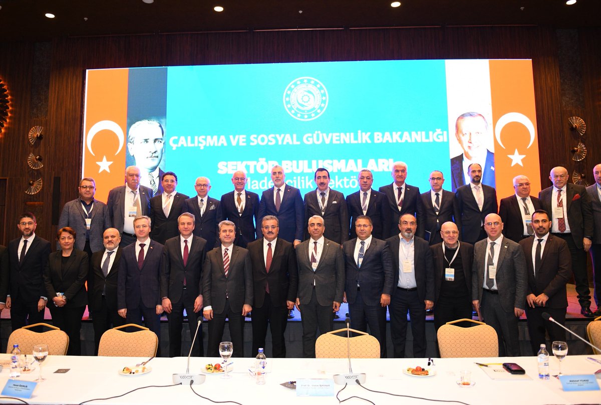 Çalışma Bakanı Vedat Işıkhan, Madencilik Sektörü Temsilcileriyle Toplantı Yaptı