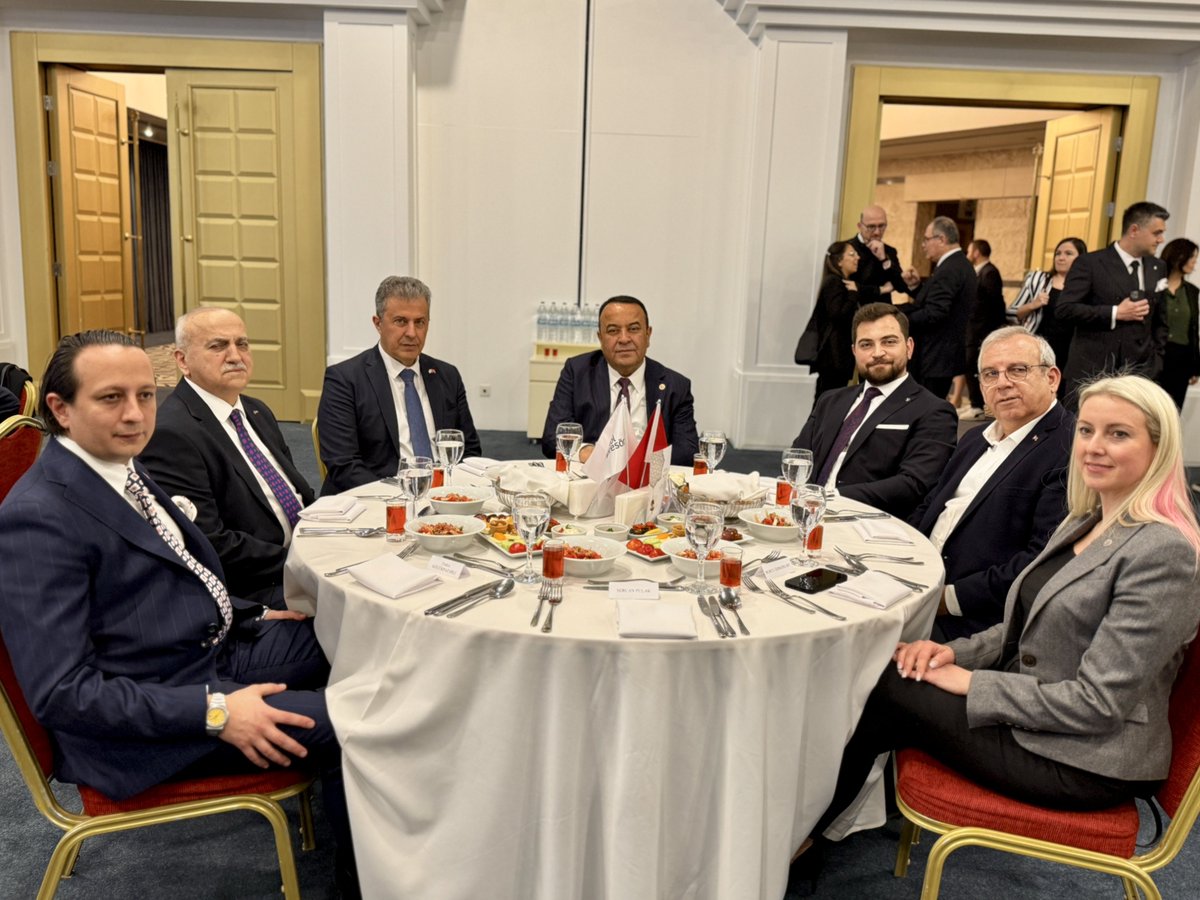 İYİ Partili Adnan Beker, Savunma Sanayi Temsilcileriyle İftar Yemeğinde Buluştu