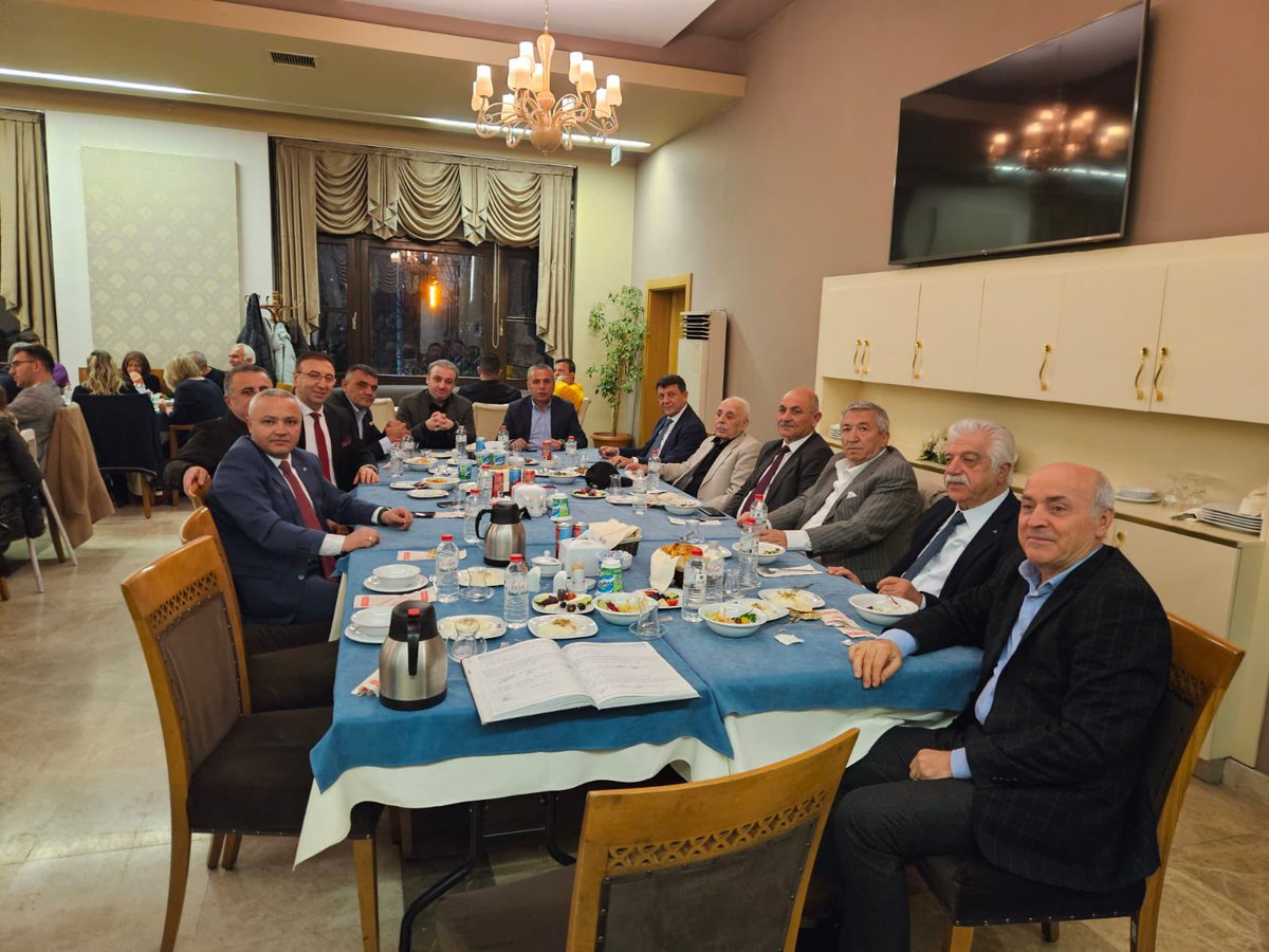 Zafer Çoktan, Keçiören İftar Programında Eğitim ve Kalkınma Vakfı Üyeleriyle Buluştu