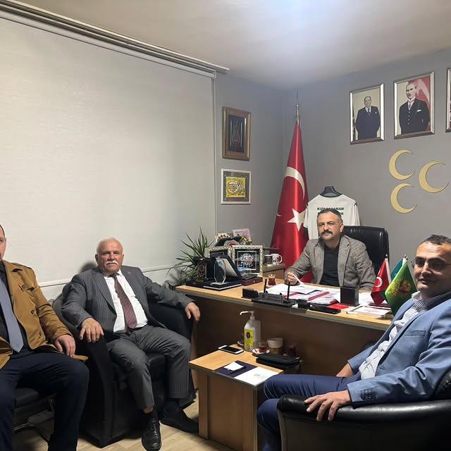 Kızılcahamam'da MHP İlçe Yönetimi, Belediye Meclis Toplantısı Öncesi Gündemi Değerlendirdi
