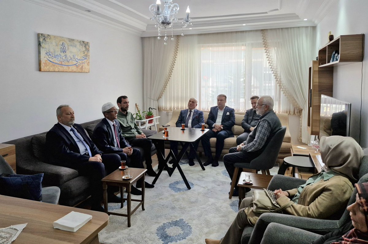 AK Parti Keçiören İlçe Başkanlığı, 15 Temmuz Gazi'nin eşine Taziye Ziyareti