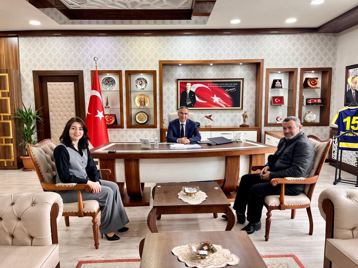 İYİ Partili Başkan, Pursaklar Kaymakamı'nı Bayrama Ziyaret Etti