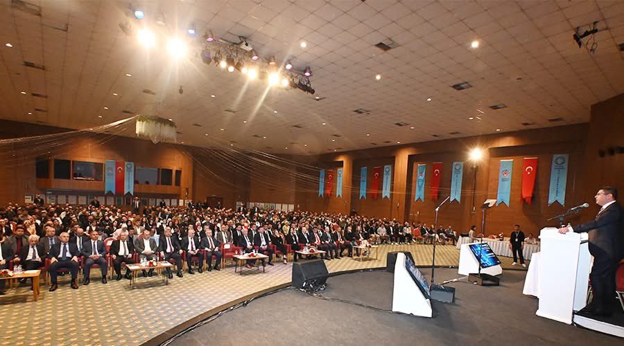 Türk Metal Sendikası, Bursa Uludağ Üniversitesi ile İşbirliğiyle Öğrenci Kurultayını Düzenledi