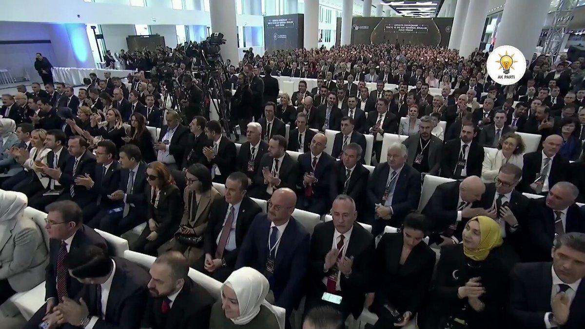 Antalya Havalimanı’nda Açılışa Erdoğan: Batı Karşısında Eğilenlerle Dik Duruşu Vurguladı