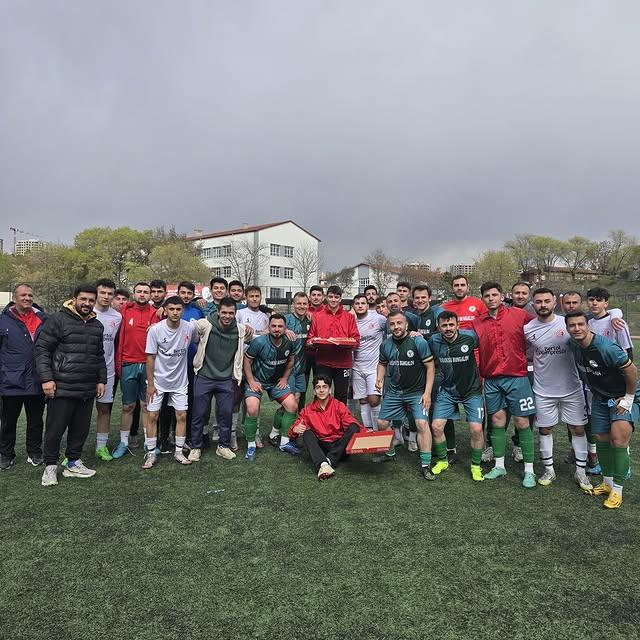 Kızılcahamam Belediyespor, Play-Off Hakki Kazanarak Ostimsportan Tebrik Aldı