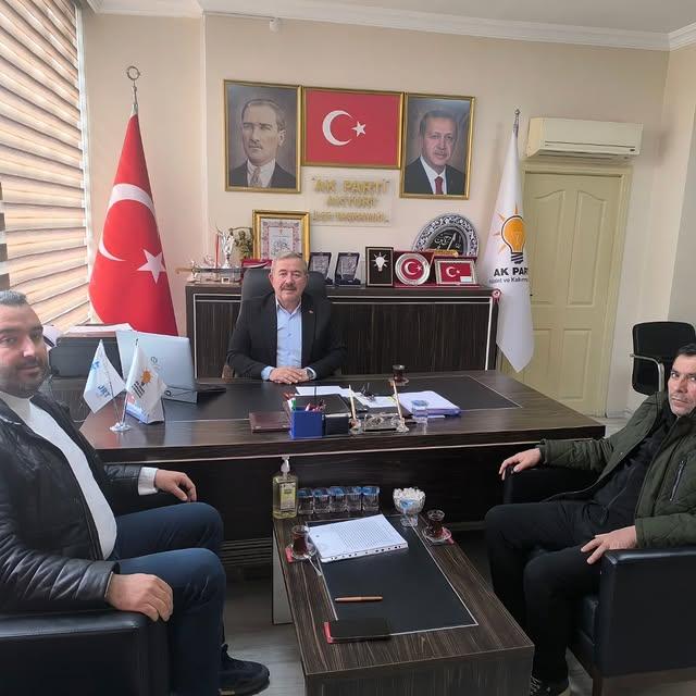 Akyurt'ta Ak Parti İlçe Başkanlığı Saracalar Muhtarına Teşekkür Etti