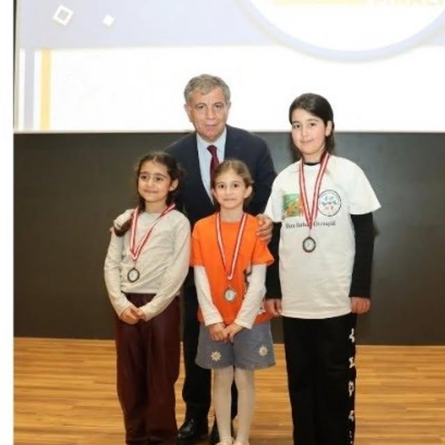Şereflikoçhisar Toki İlkokulu Öğrencileri Akıl ve Zeka Oyunları Finalinde Başarılı Oldu