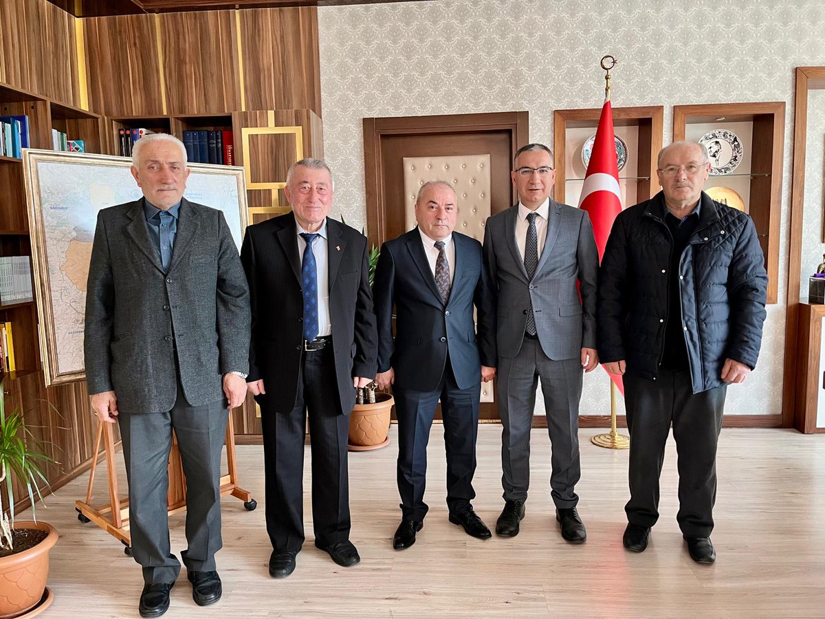 Pursaklar'da Yozgatlılar Derneği Kaymakamı Ziyaret Etti