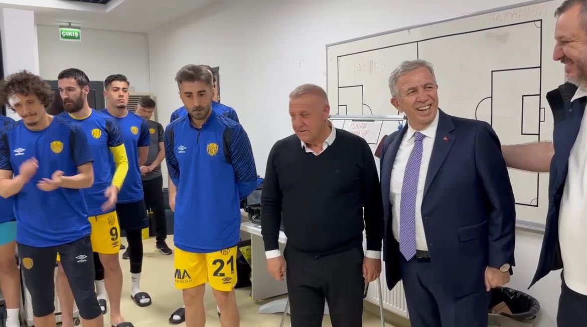 Ankara Büyükşehir Belediye Başkanı Yavaş, Manisa Maçı Öncesinde Ankaragücü'ne Ziyaret