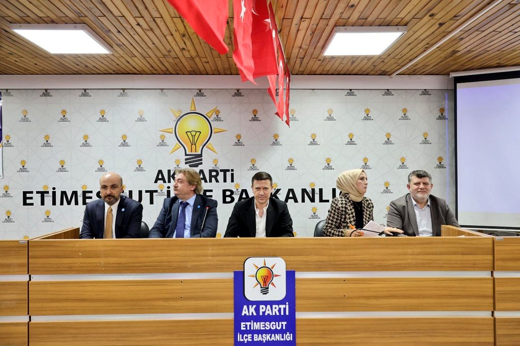 AK Parti Etimesgut İlçe Teşkilatı Toplantısı