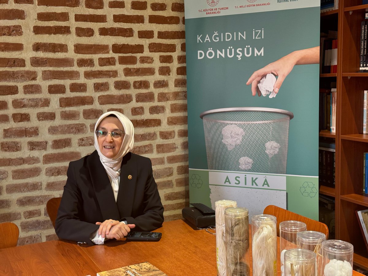 AK Vekili Çam, İstanbul'da Sanat Fabrikası Kağıt Projesini Ziyaret Etti