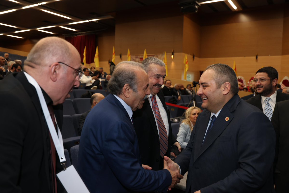 Keçiören Belediye Başkanı Özarslan Pir Sultan Abdal Kültür Derneği'ni Ziyaret Etti