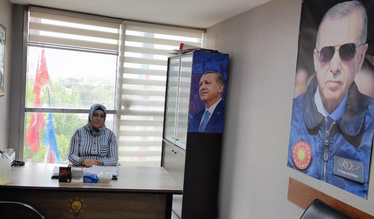 AK Parti Etimesgut İlçe Başkanlığı'nda Nöbetçi Yönetim Kurulu Üyesi Bulunuyor