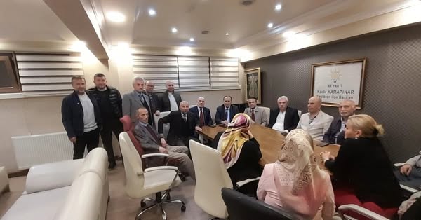 AK Parti Keçiören İlçe Başkanlığı Esnaf Komisyonu Haftalık Toplantısını Gerçekleştirdi
