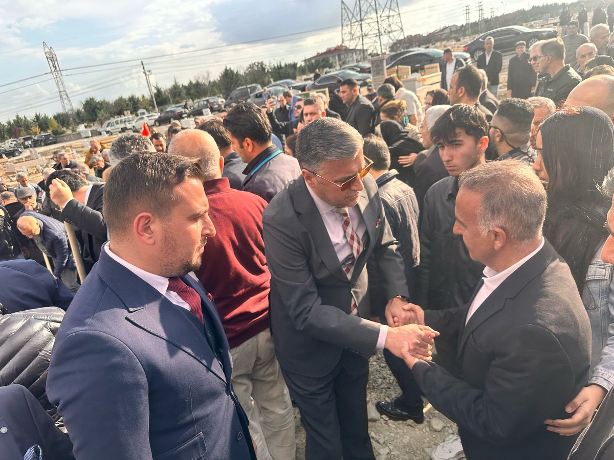 MHP Liderleri, Bulduk Özdemir'in Anninin Cenaze Törenine Katıldı