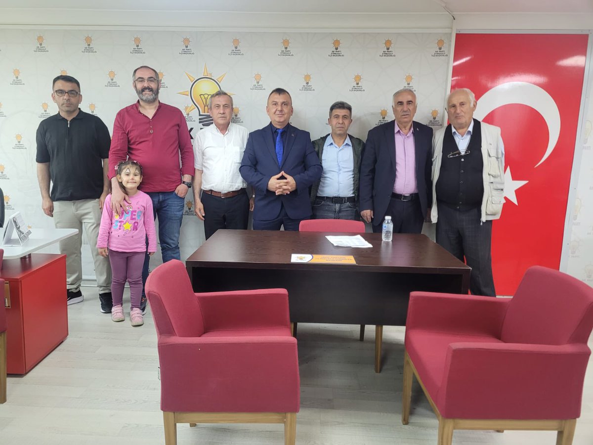 Etimesgut İlçe Başkanlığı, İstasyon Mahallesi'nde Haftalık Toplantı Gerçekleştirdi