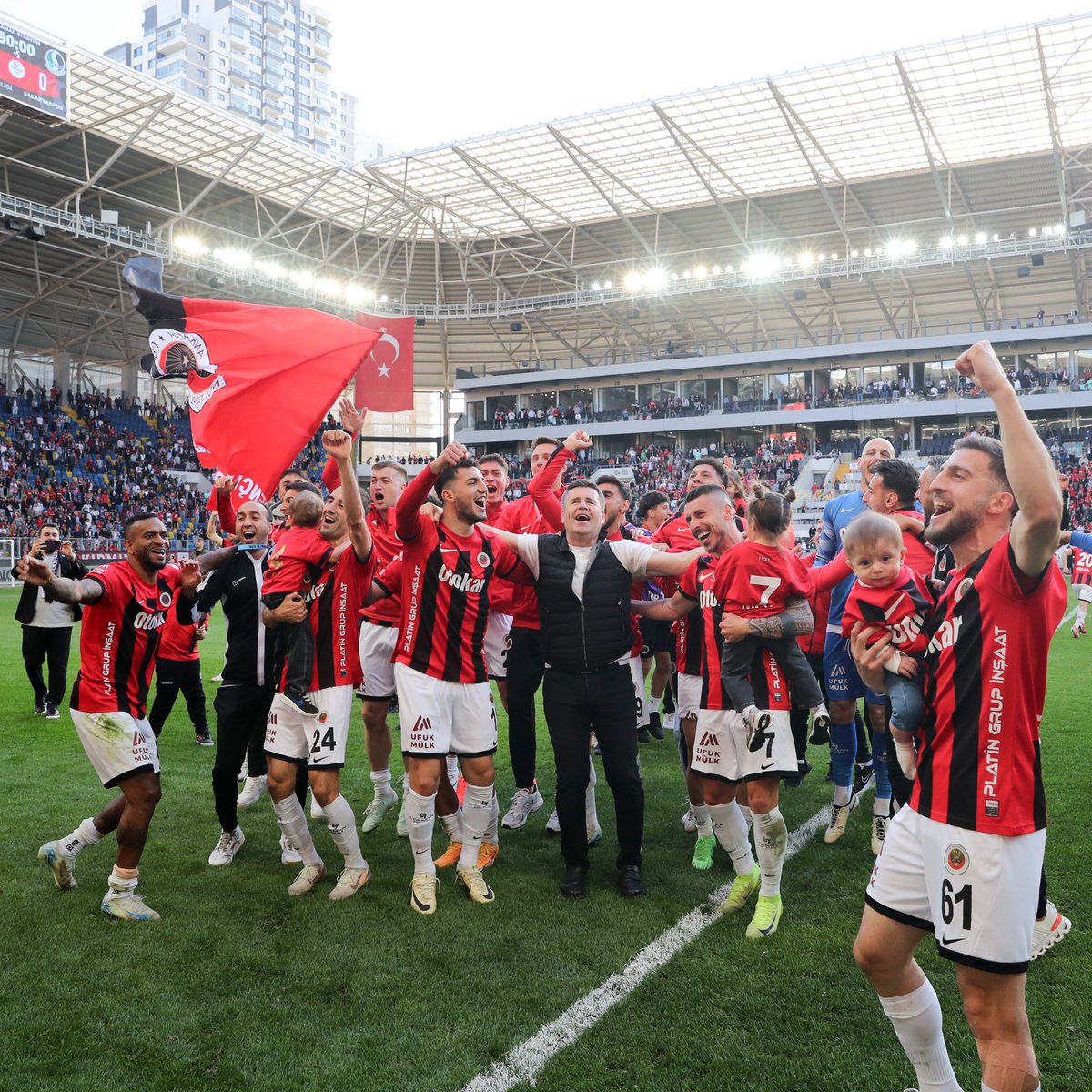 Gençlerbirliği Spor Kulübü'nde Eski Futbolcu Hayati Kaybedildi