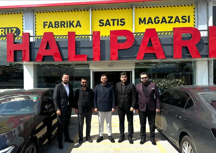 MÜSİAD Ankara, HalıPark AVM'deki Demir Halı'yı Ziyaret Etti