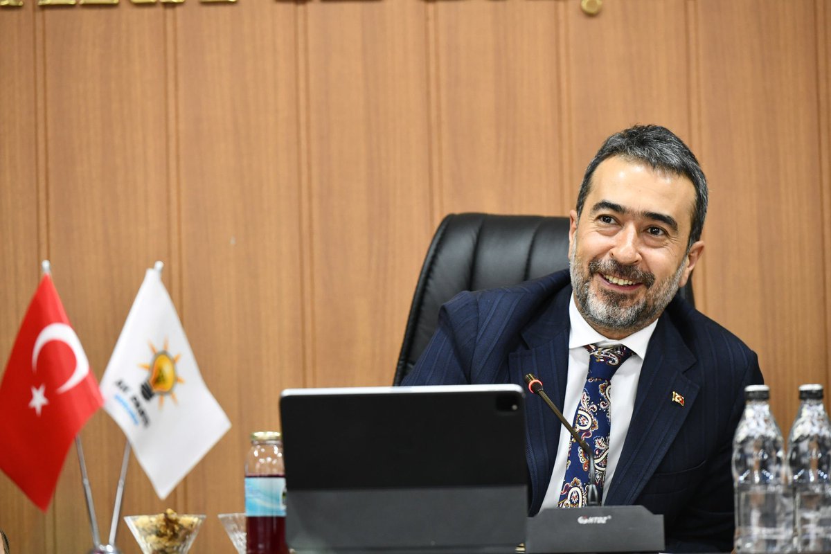 AK Parti Etimesgut İlçe Başkanı, İl Başkanlığı Toplantısına Katıldı