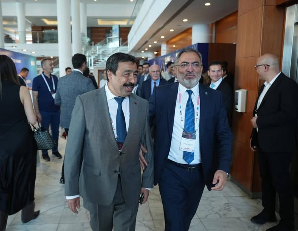 Bilişim Sistemleri Fuarı Açıldı: Yerli ve Milli Teknolojiler Ön Plana Çıktı