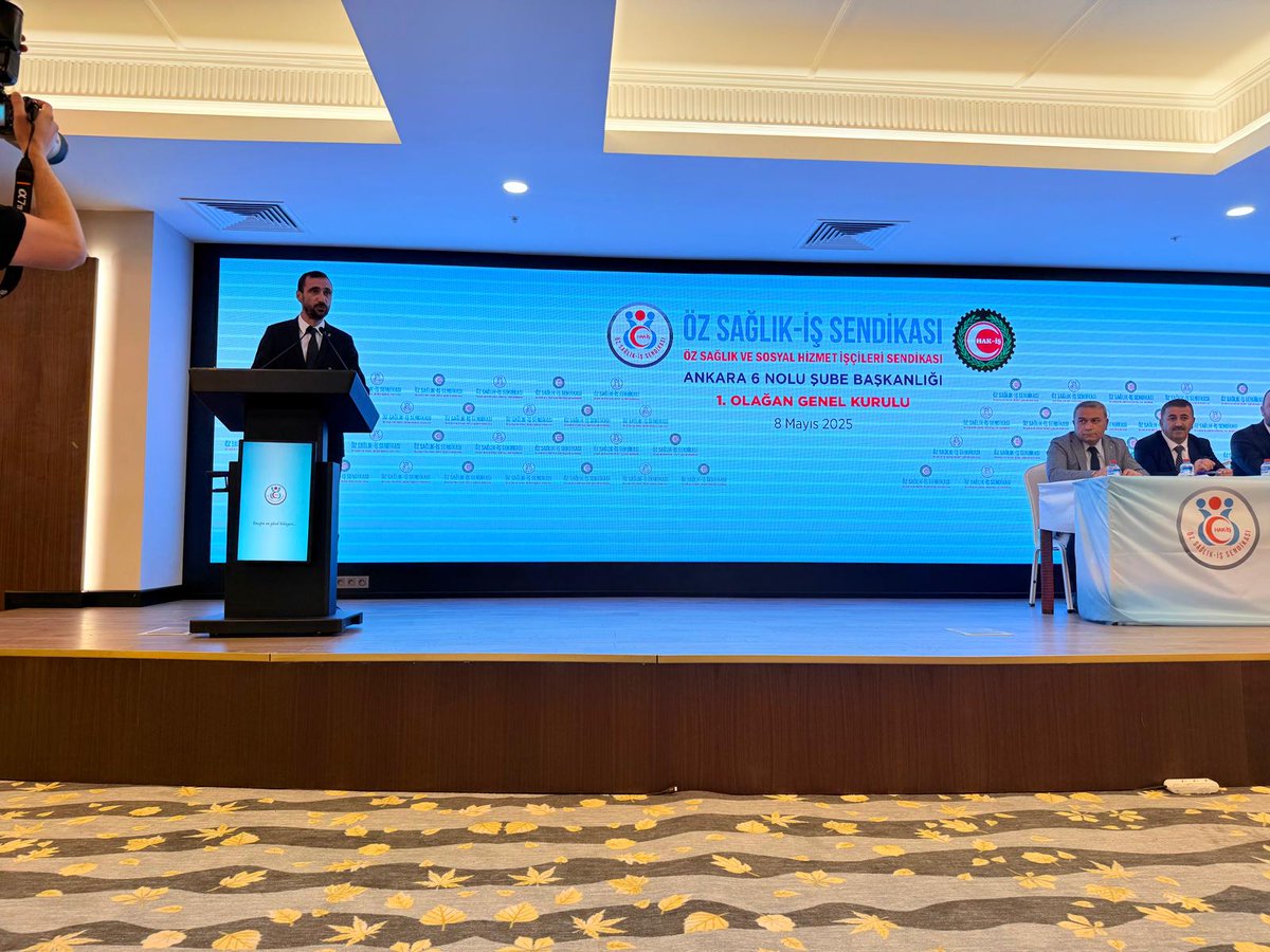 AK Parti Keçiören Delegeleri, ÖZ SAĞLIK İŞ Sendikası Genel Kuruluna Katıldı