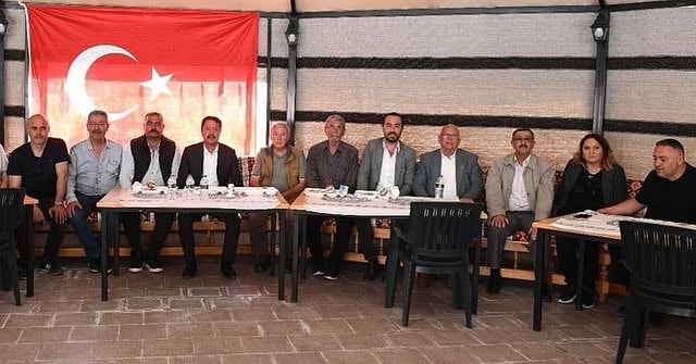 Belediye Başkanı Kasap, Mahallelerde Yağmur ve Şükür Dualarında Vatandaşlarla Buluştu