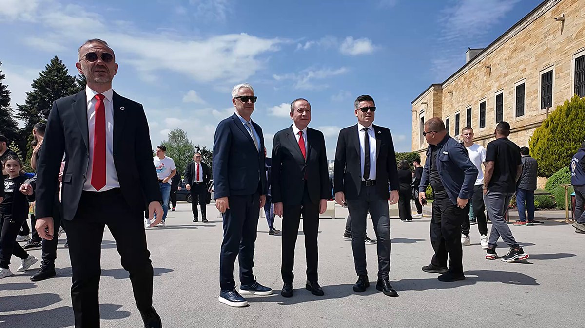 Gençlerbirliği, Şampiyonluk Kupasını Atatürk'e ve İlhan Cavcav'a Adadı