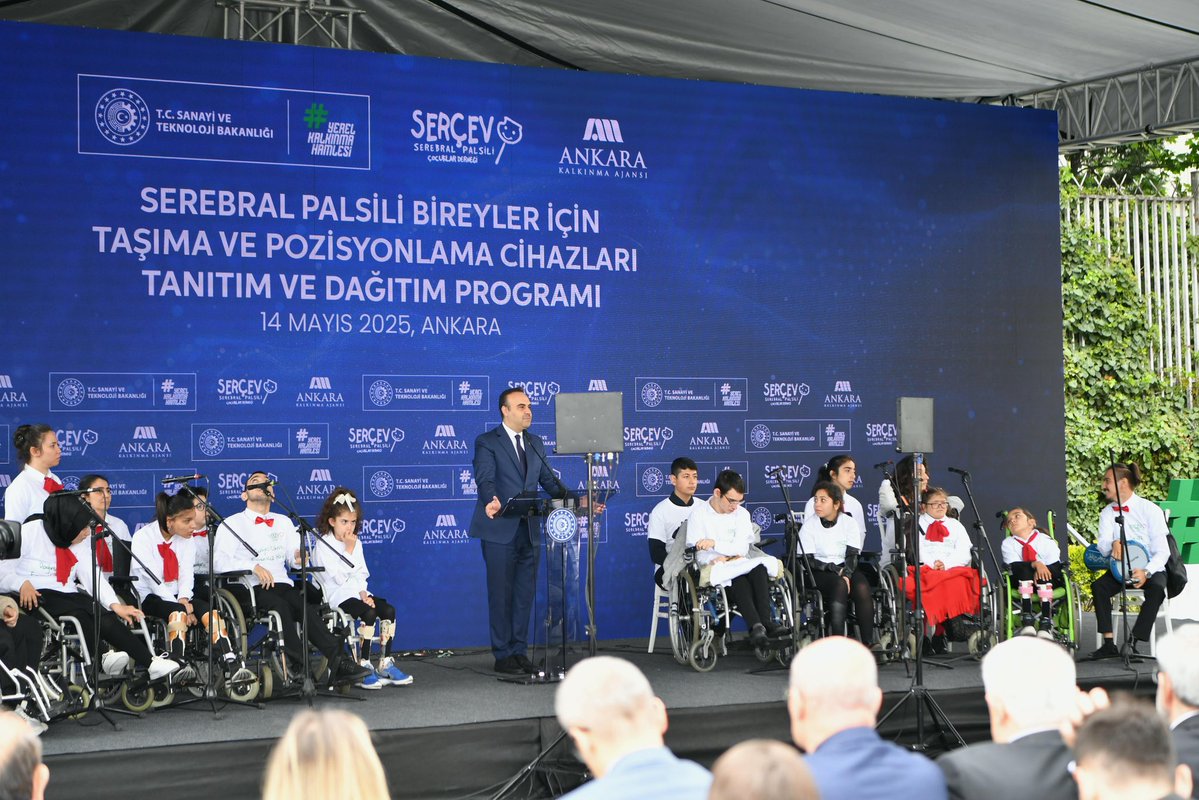 Ankara'da Serebral Palsili Bireylere Yönelik Taşıma ve Pozisyonlama Cihazı Tanıtımı