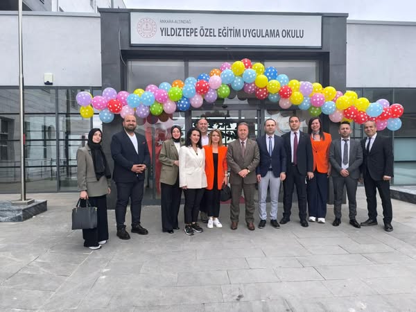Altındağ'da Engelliler Haftası Etkinliği: Öğrencilerin Sanatıyla Umut Yeşertti