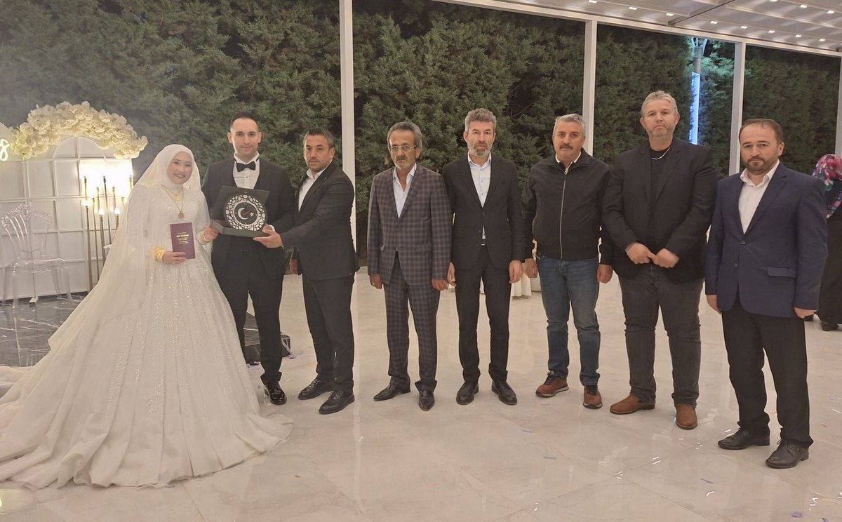 MHP Kahramankazan İlçe Başkanlığı, Yiğit ve Uludağ Ailelerinin Düğün Törenlerine Katıldı