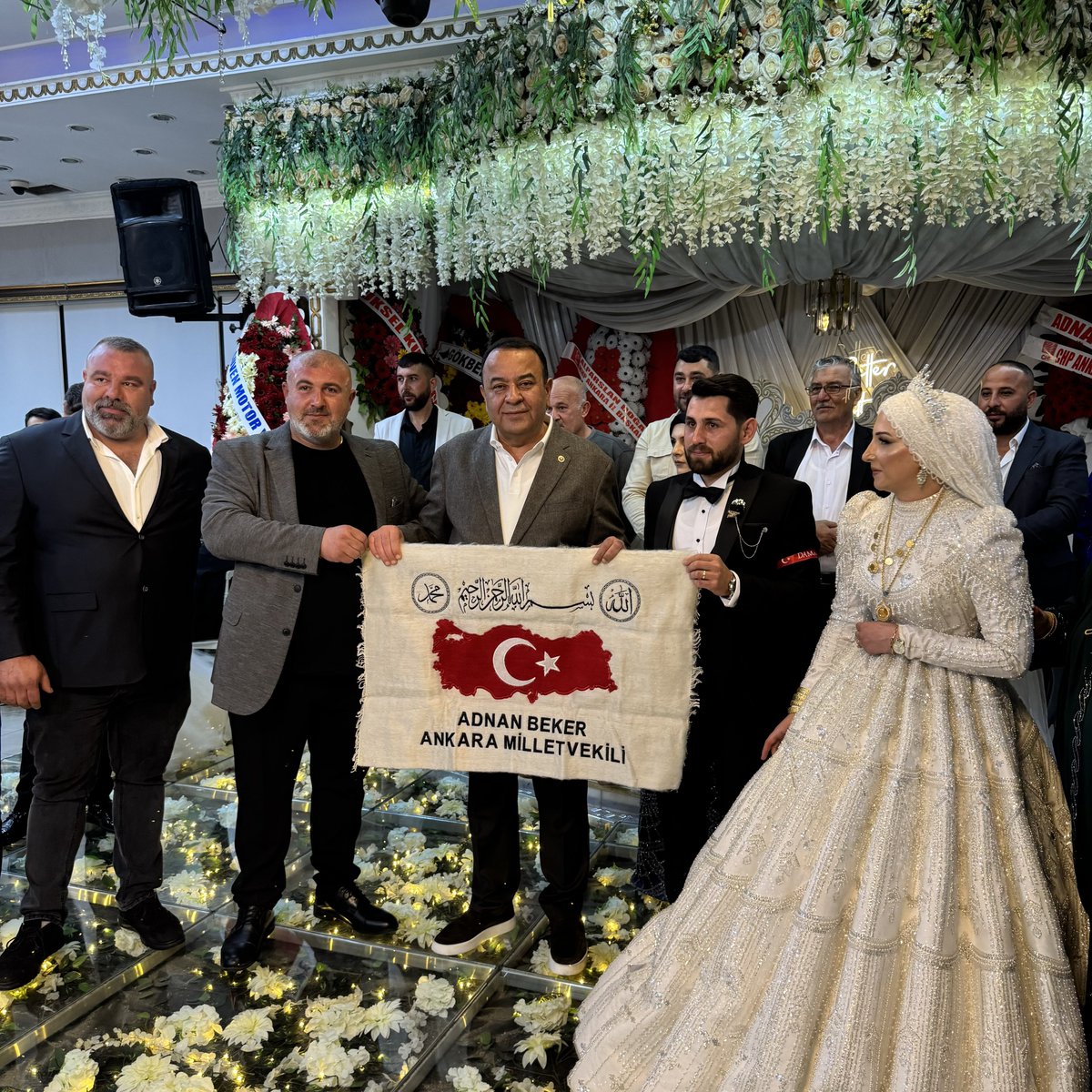 İYİ Partili Beker, Sincan'daki Nikah Törenine Katıldı