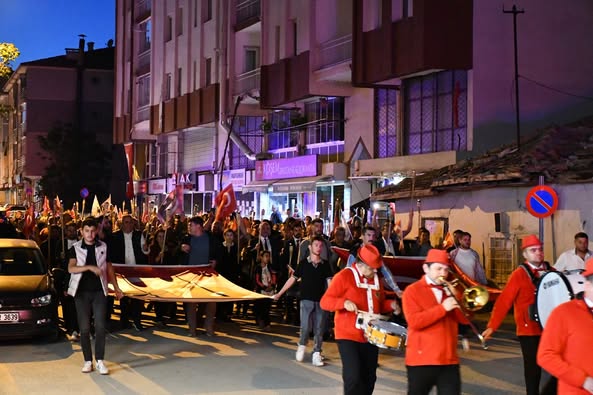 Kalecik'te 19 Mayıs Atatürk'ü Anma, Gençlik ve Spor Bayramı Coşkuyla Kutlandı