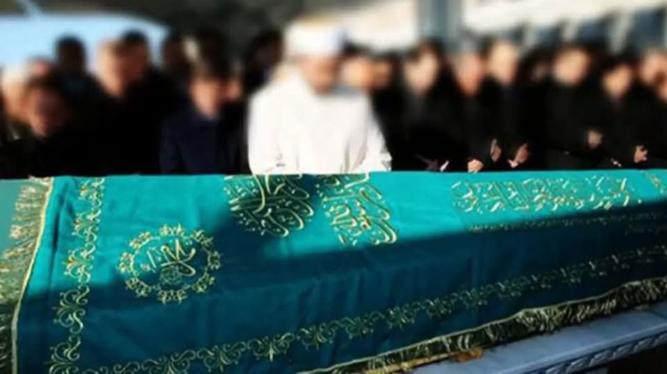 MHP Kahramankazan İlçe Başkanlığı, Kadriye Dindar'ın Cenaze Namazına Katıldı
