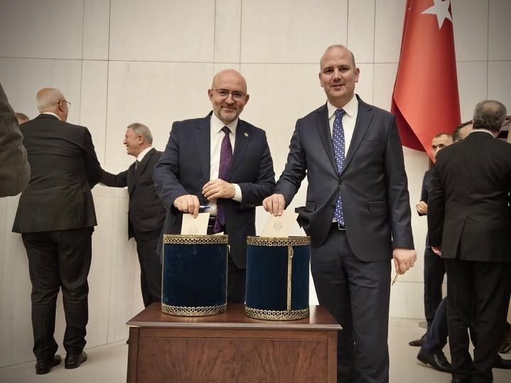 AK Parti Ankara Milletvekili İleri, HSK Üye Seçiminde Oy Kullandı