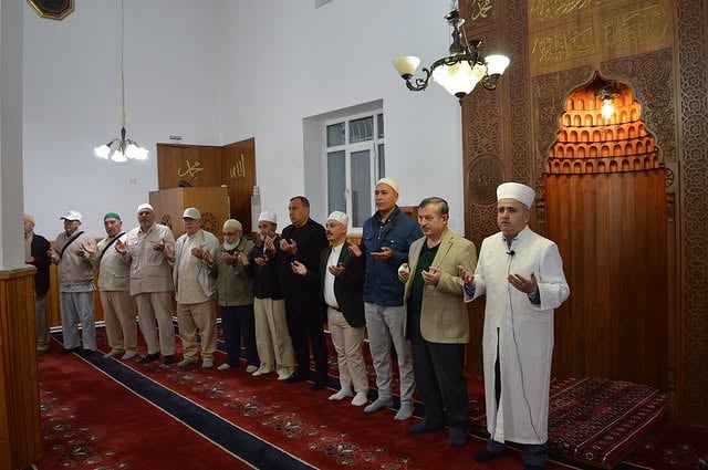 Elmadağ'dan Mekke'ye Dualarla Uğurlama