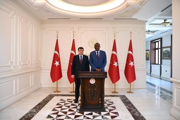 Sudan'ın Ankara Büyükelçisi Şahin'i Ziyaret Etti