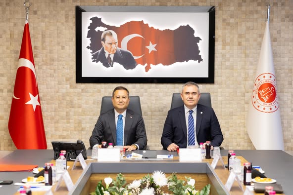 Tutuklu ve Hükümlülerin İlaç Temini İçin Protokol İmzalandı