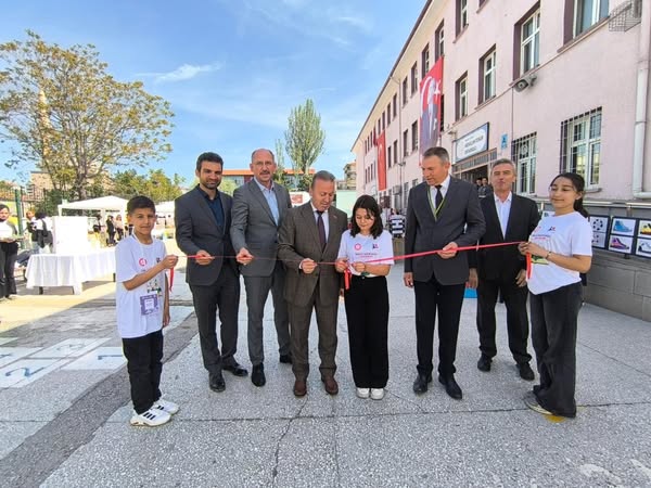 Altındağ'da Bilim Fuarı Coşkuyla Gerçekleşti