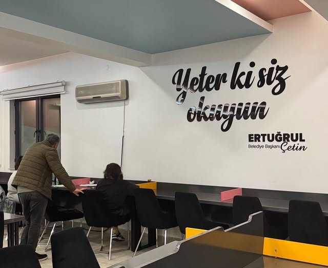 Pursaklar Belediyesi Millet Kıraathanelerinde Öğrencilerle Buluştu
