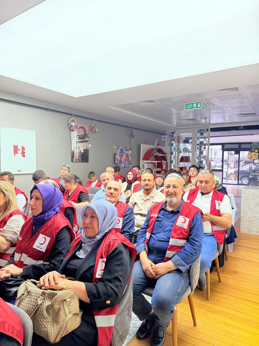 AK Parti Keçiören İlçe Başkanlığı Temsilcileri Afet Bilinçlendirme Seminerine Katıldı