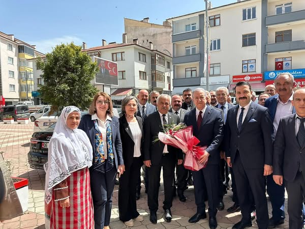 MHP Heyeti, Seydiler Belediye Başkanı Erdoğan'ı Ziyaret Etti