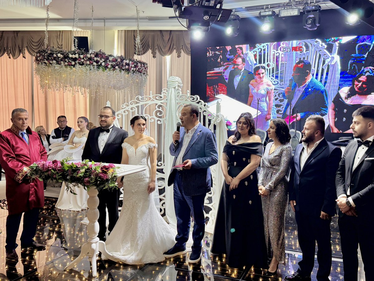 İYİ Partili Beker, Ankara'da Bir Nikah Törenine Katıldı