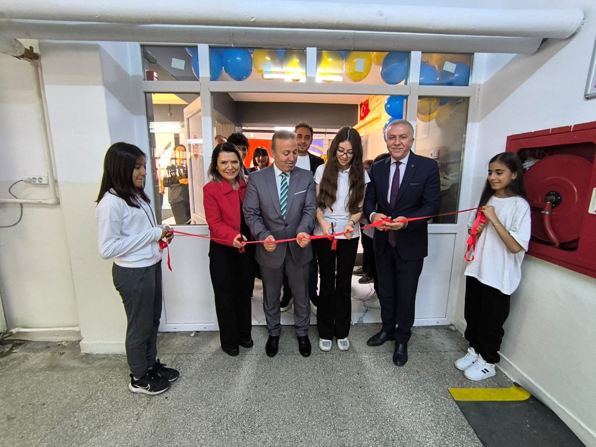 Altındağ'da E Twinning Projeleri Yıl Sonu Sergisi Düzenlendi