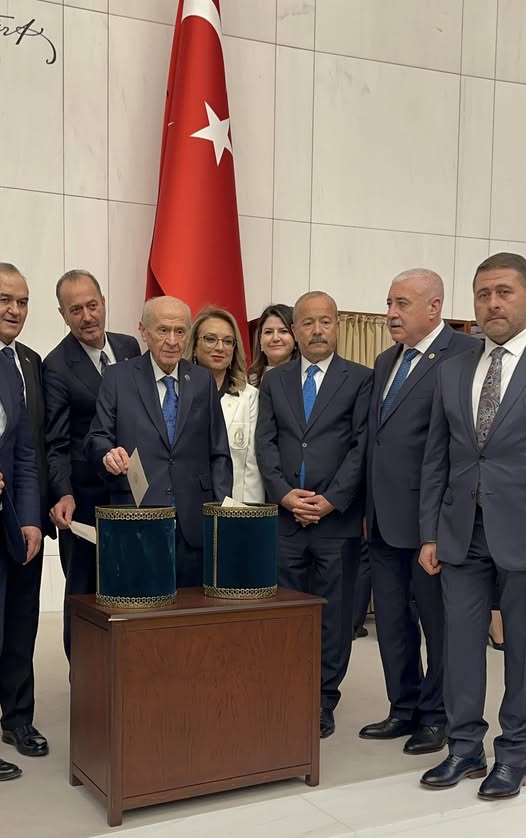 MHP Lideri Bahçeli, TBMM Başkanlık Seçimi İçin Oy Kullandı