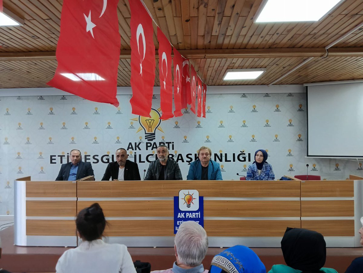 AK Parti Etimesgut İlçe Başkanlığı Haftalık Toplantısı Gerçekleştirildi