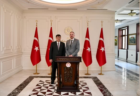 Ekvador Büyükelçisi Vega, Ankara Valisi Şahin'i Ziyaret Etti