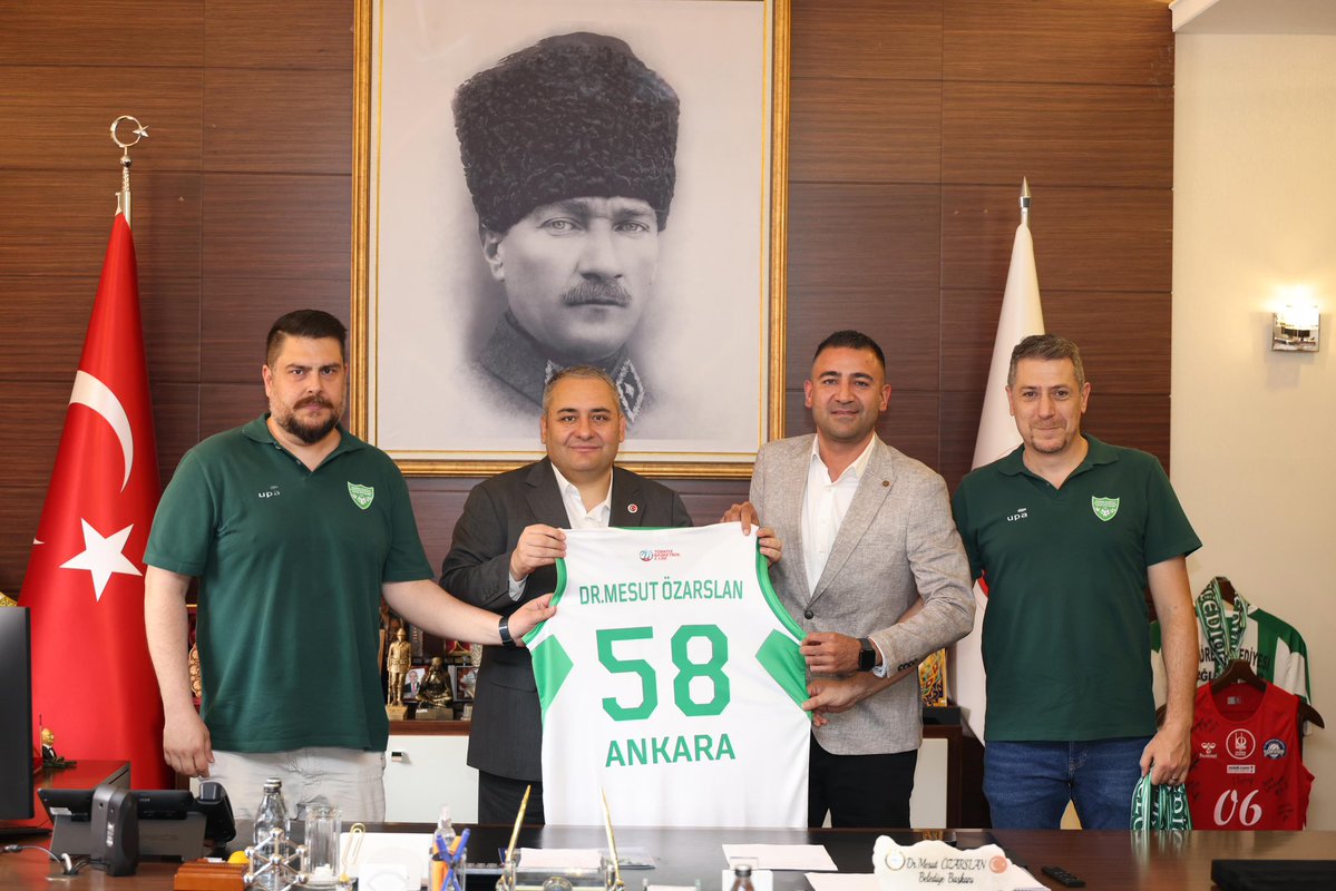 Keçiören Belediyesi Bağlumspor Basketbol Takımı TBL 2. Lig'e Yükseldi